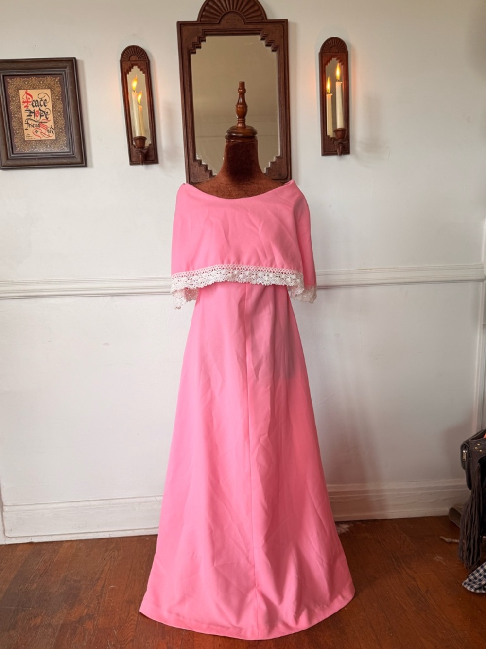 Vintage Pink Off-Shoulder Maxi Dress with Lace Trim